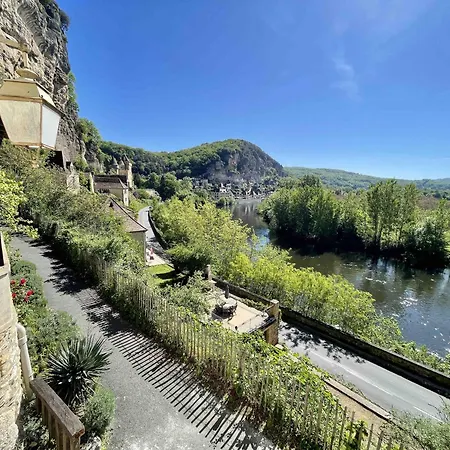 Holiday home Le Mirador Vue Sur La Dordogne Vezac (Dordogne)